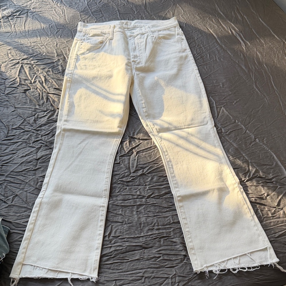 MOTHER Cream Flare Jeans with Frayed Hem